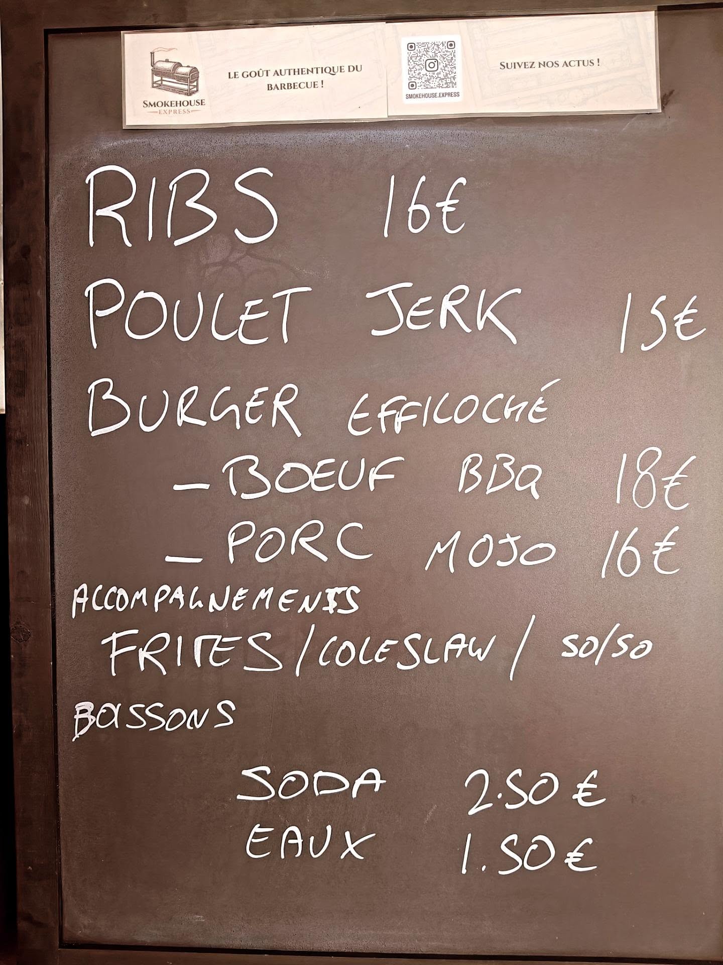 Bonjour bonjour,
Rdv place Pey Berlan pour des plats maison bien réconfortant pour accueillir ce début d'automne. #bordeaux #bordeauxfood #bbq